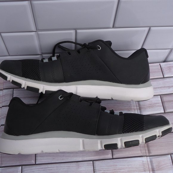 SIZE 12. UNDER ARMOUR STRIVE 7 running sneakers. - Picture 8 of 16